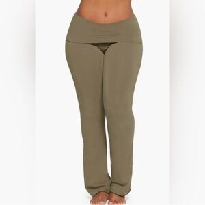 SKIMS Olive Women's Pants
